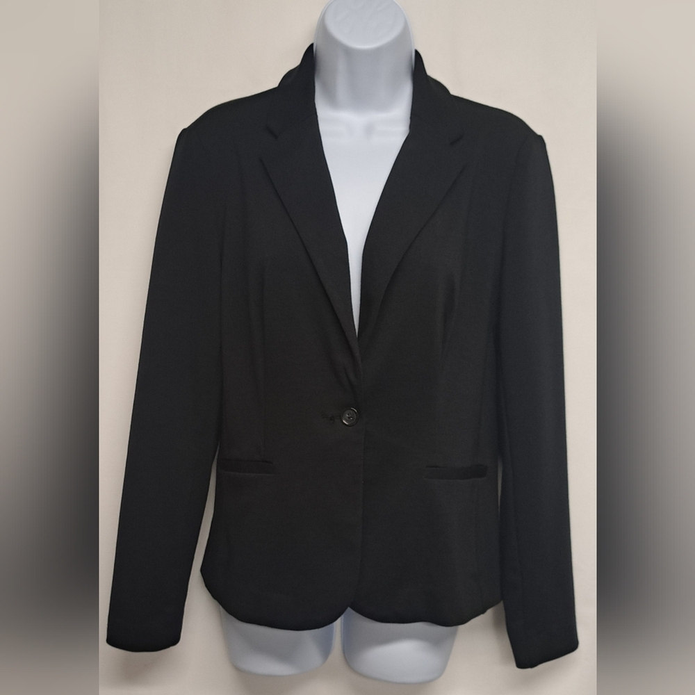 George 6 Back Blazer Jacket One Button Closure Long Sleeve Faux Pockets